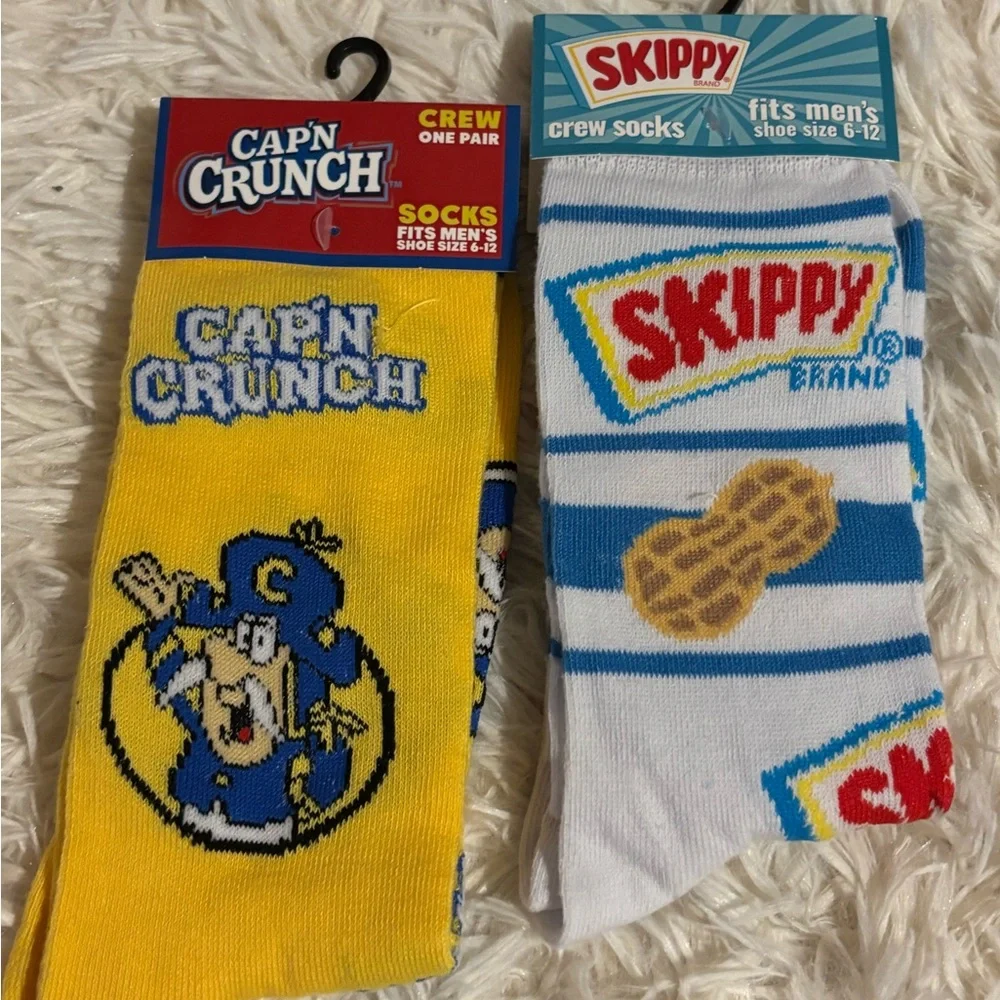Junk food socks 2 pairs Cap’n Crunch Skippy peanut butter New in package